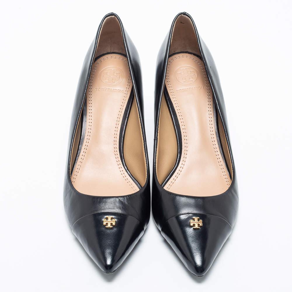 商品[二手商品] Tory Burch|Tory Burch Black Leather Cap Toe Pumps Size 37,价格¥1478,第5张图片详细描述