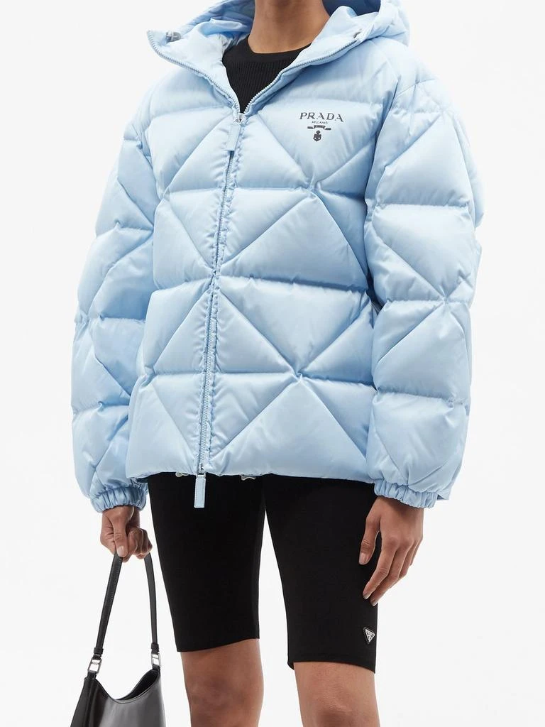 商品Prada|Hooded quilted down Re-Nylon jacket,价格¥9785,第1张图片