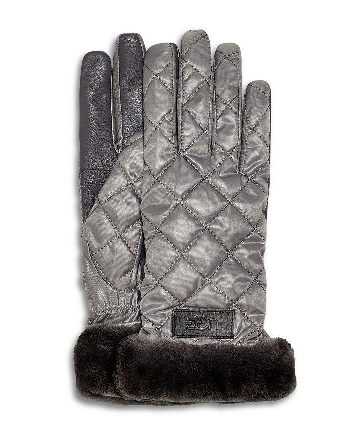 商品UGG|UGG® Quilted Shearling Cuff Tech Gloves,价格¥553,第3张图片详细描述