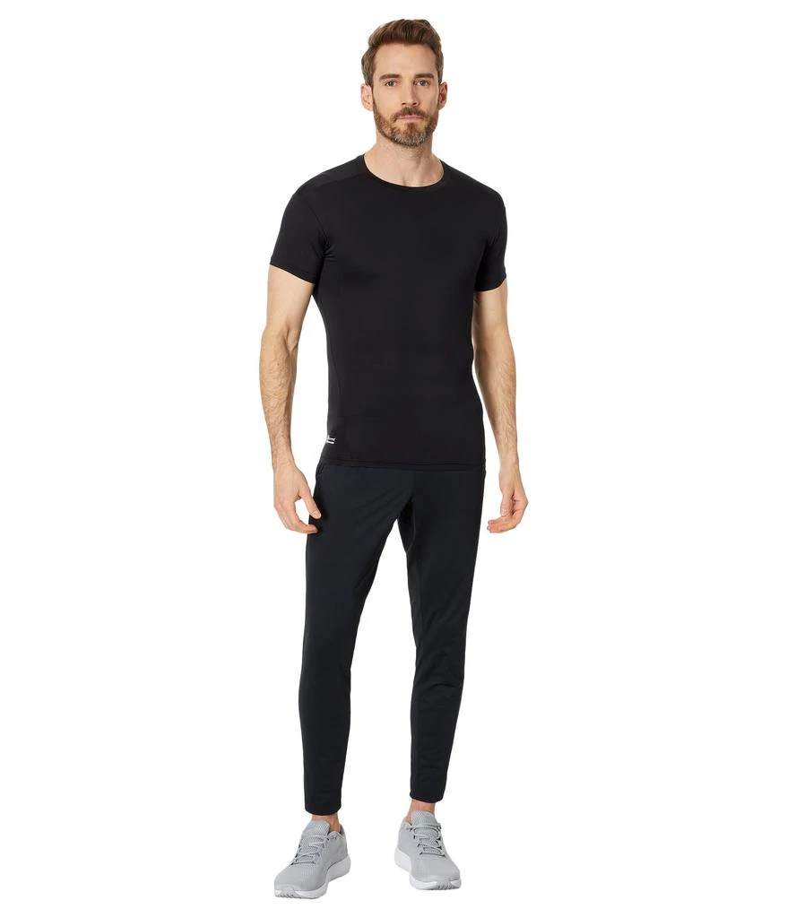 商品Under Armour|男子UA HeatGear®Armour 强力伸缩型短袖T恤,价格¥161,第4张图片详细描述