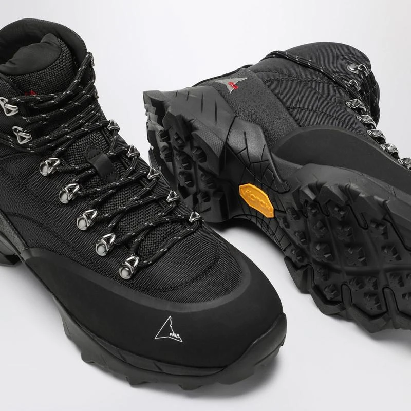 Black lace-up boot 商品