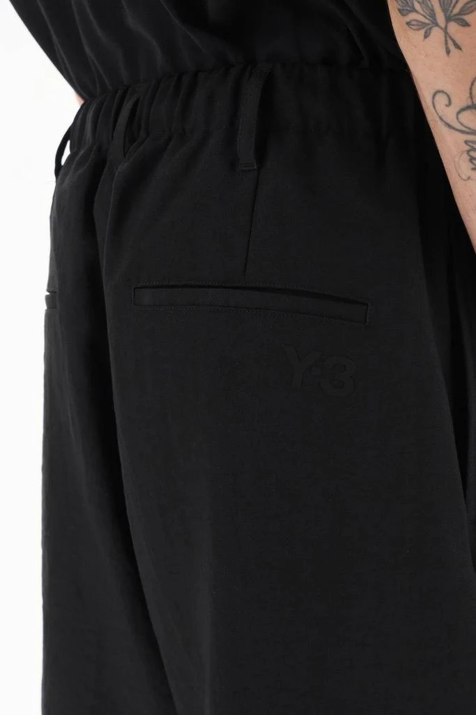 商品Y-3|3-STRIPES SHORTS,价格¥740,第5张图片详细描述