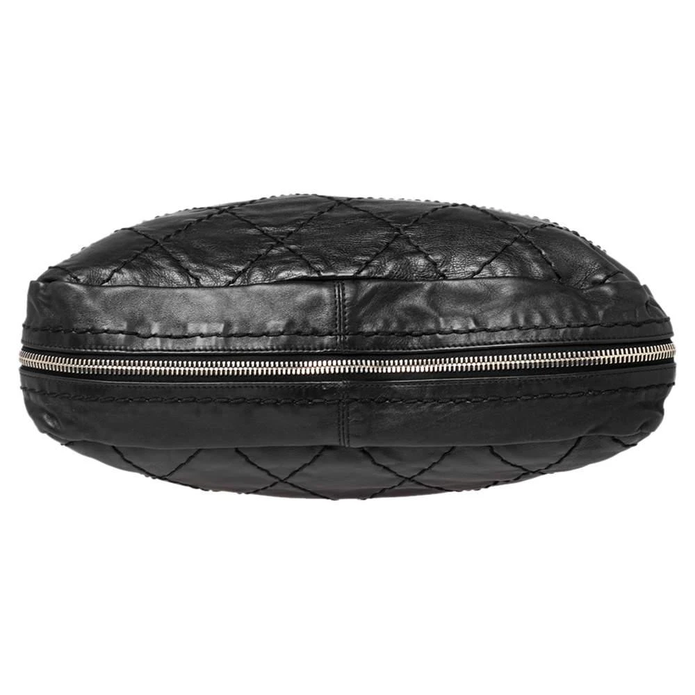 Chanel Black Quilted Leather Expandable Zip Around Frame Satchel 商品