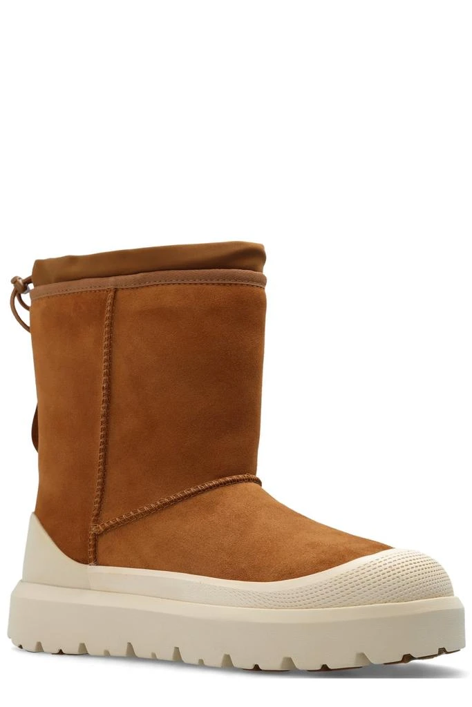 商品UGG|UGG Classic Short Weather Hybrid Round Toe Boots,价格¥1616,第2张图片详细描述