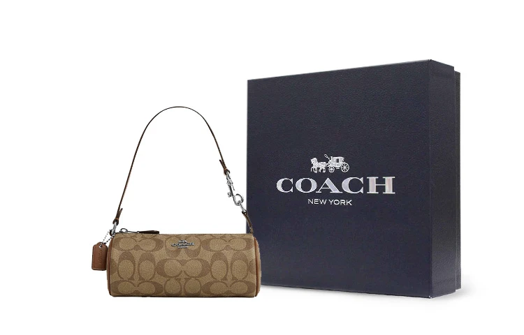 商品[国内直发] Coach|蔻驰 Nolita 20 银标Logo经典老花五金扣拉链 人造革 圆筒包手提单肩包 小号 女款 卡其色拼马鞍棕色,价格¥952,第7张图片详细描述