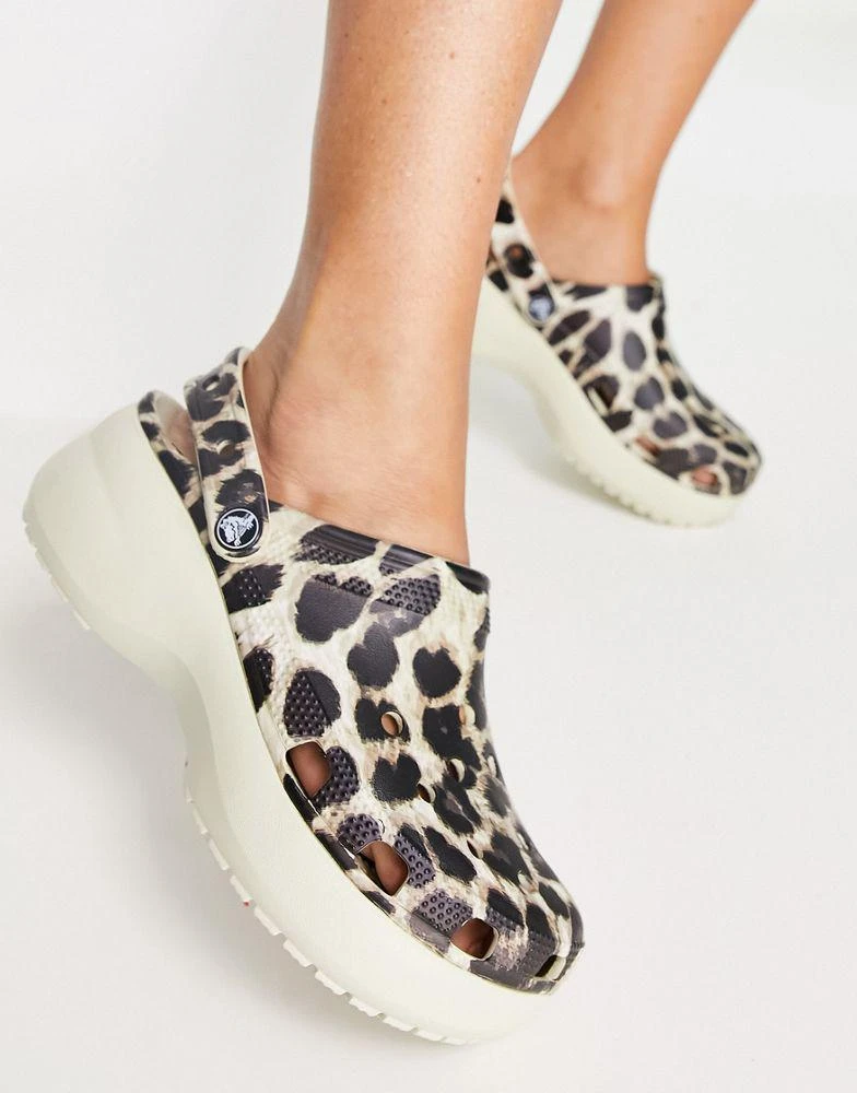 商品Crocs|Crocs classic platform clogs in leopard print mix,价格¥339,第1张图片
