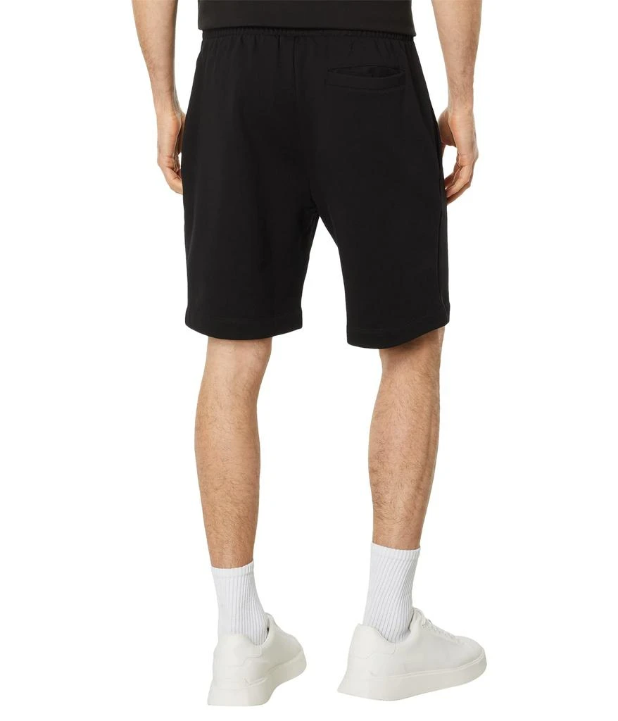 商品Lacoste|Essentials Cotton Blend Shorts,价格¥339,第2张图片详细描述