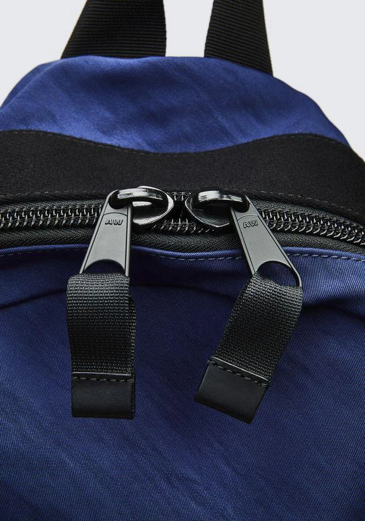 商品Alexander Wang|NAVY NYLON CLIVE BACKPACK,价格¥1930,第2张图片详细描述