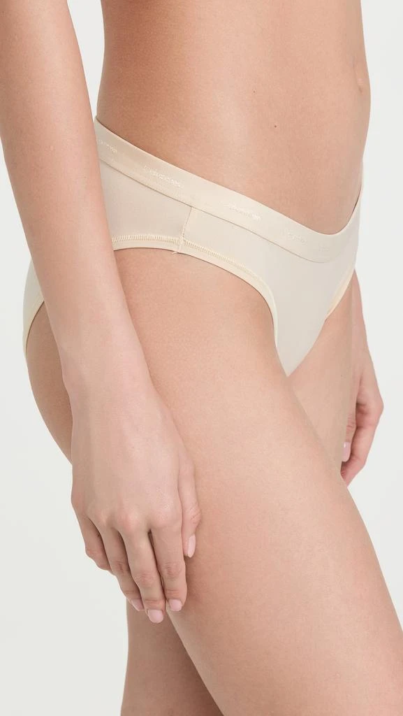 商品Calvin Klein|Calvin Klein Underwear 中腰比基尼内裤,价格¥98,第4张图片详细描述
