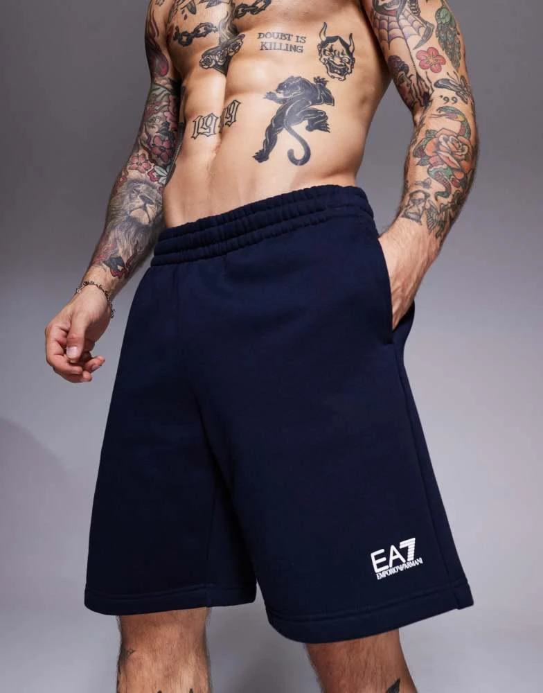 商品EA7|Armani EA7 logo jogger shorts in navy,价格¥671,第5张图片详细描述
