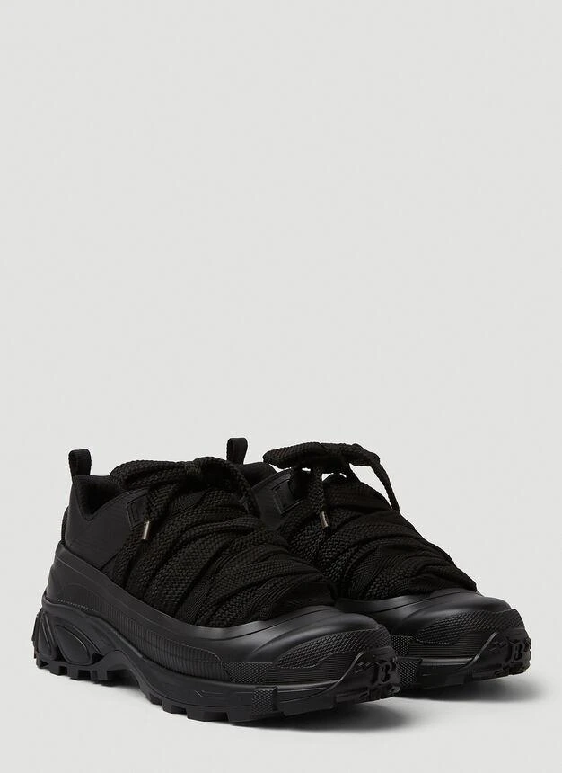 商品Burberry|Arthur Sneakers in Black,价格¥8626,第2张图片详细描述