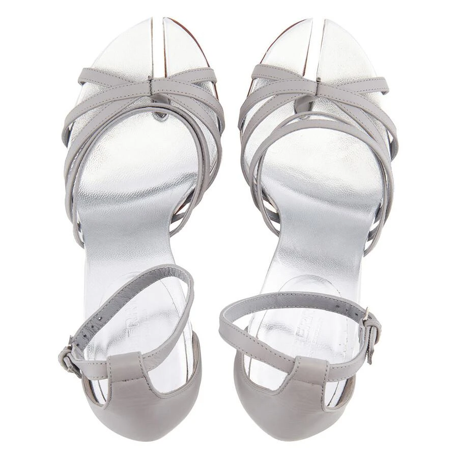 商品Burberry|Burberry Cloud Grey Split-toe Detail Leather Hove Thong Sandals, Brand Size 35 (US Size 5),价格¥1450,第3张图片详细描述