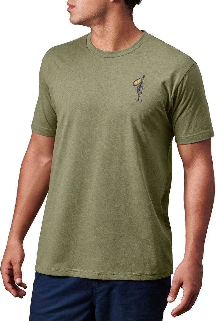 商品YETI|YETI Men's Trout Lure Graphic T-Shirt,价格¥206,第2张图片详细描述