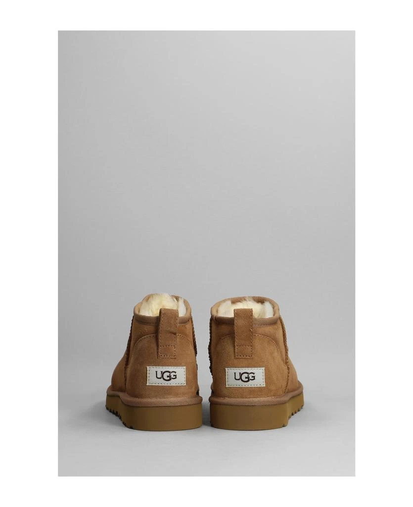 商品UGG|Classic Ultra Mini Low Heels Ankle Boots In Leather Color Suede,价格¥1625,第4张图片详细描述