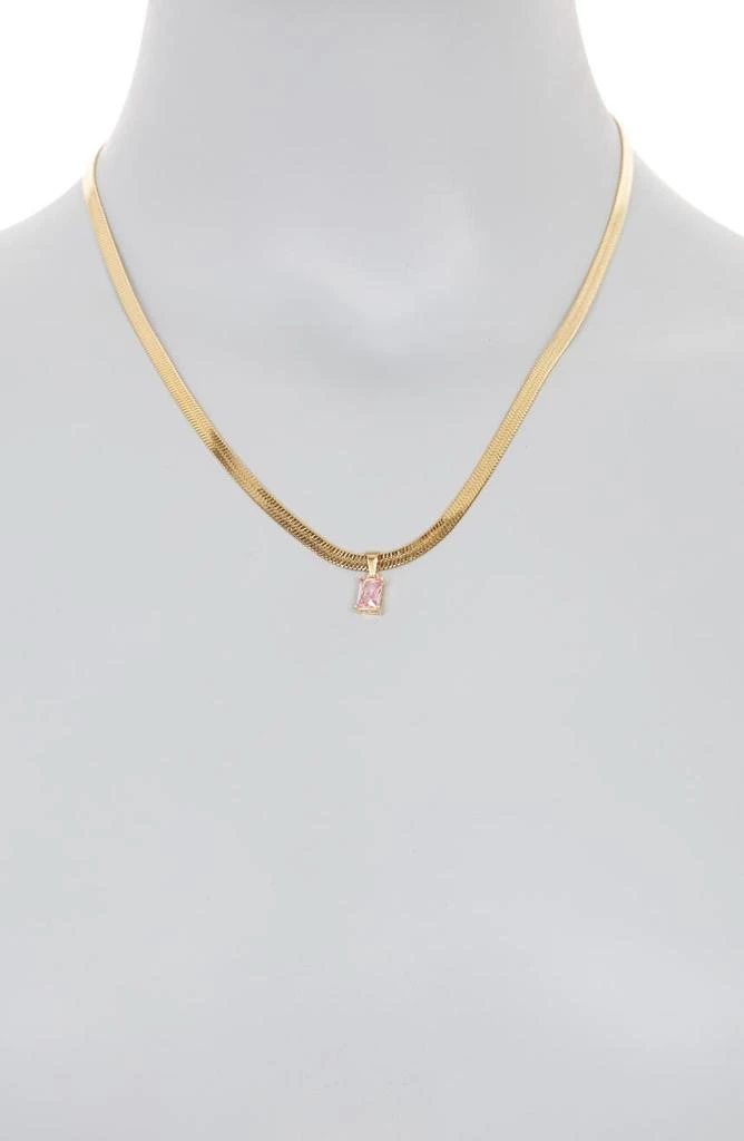 商品Petit Moments|Clara Crystal Pendant Necklace,价格¥68,第2张图片详细描述