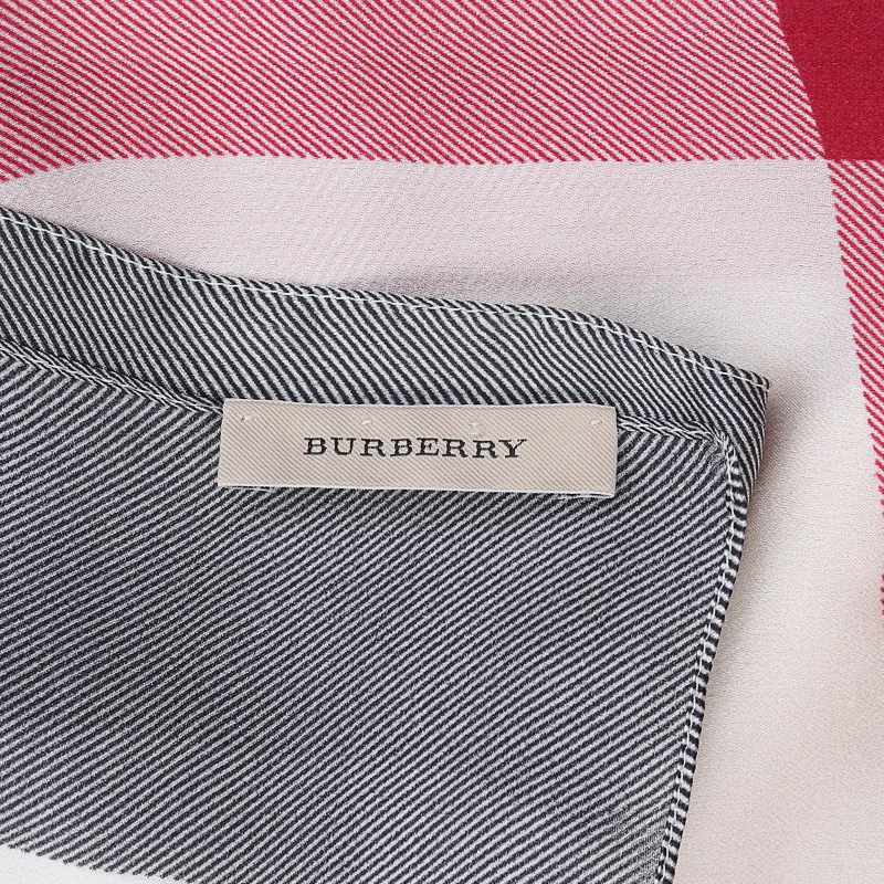 BURBERRY 拼色女士丝巾 3753568 商品