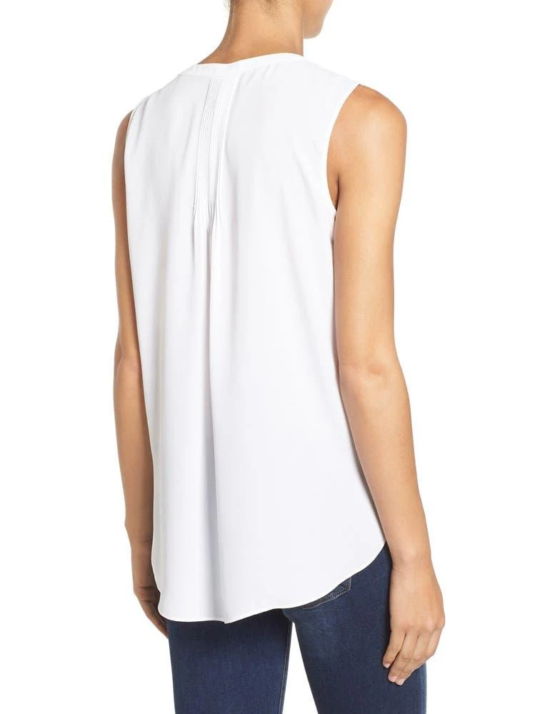 商品NYDJ|Print Pleat Back Sleeveless Split Neck Blouse,价格¥647,第3张图片详细描述