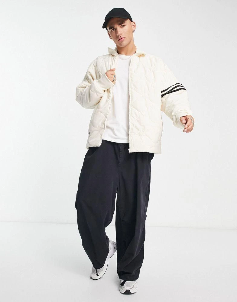 商品Adidas|adidas Originals Neuclassics 3 stripe quilted jacket in white,价格¥633,第4张图片详细描述