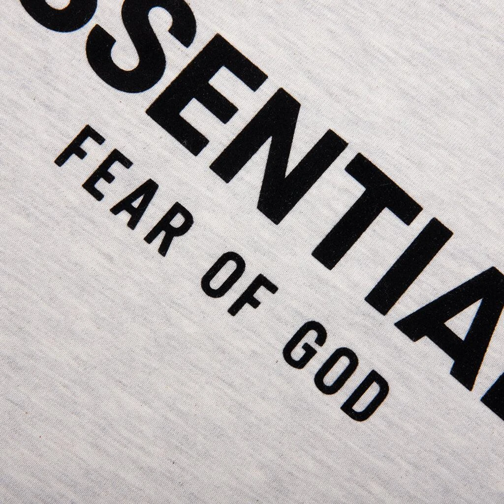 商品Essentials|Fear of God Essentials Kid's Core Tee - Light Oatmeal,价格¥228,第4张图片详细描述