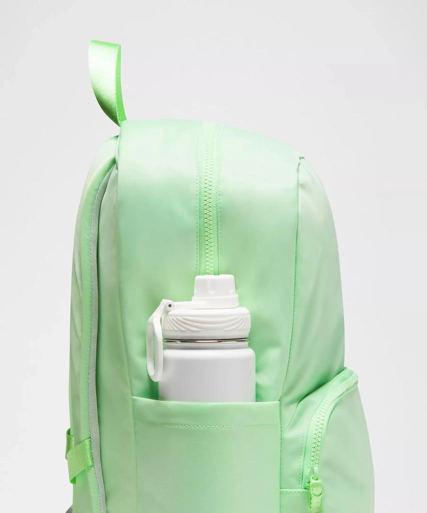 Everywhere Backpack 22L 商品