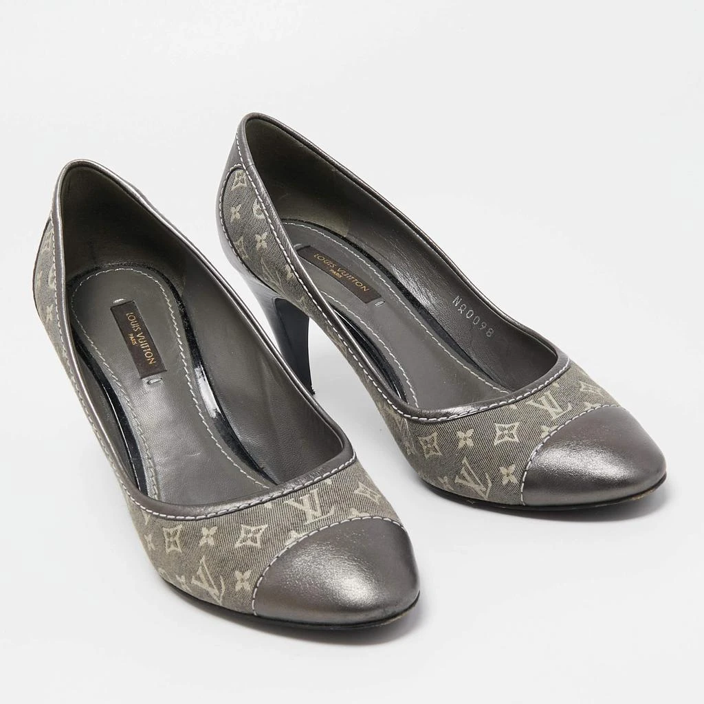 商品[二手商品] Louis Vuitton|Louis Vuitton Grey Monogram Idylle Canvas and Leather Cap Toe Pumps Size 37.5,价格¥3588,第4张图片详细描述