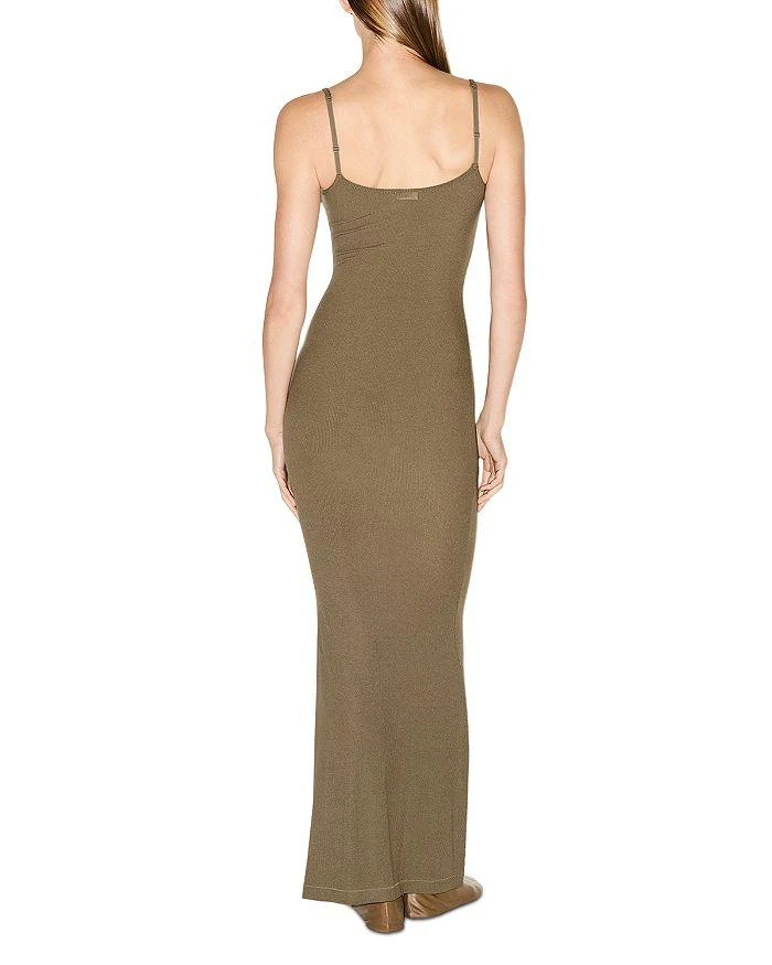 商品SKIMS|Soft Lounge Long Slip Dress,价格¥589,第2张图片详细描述