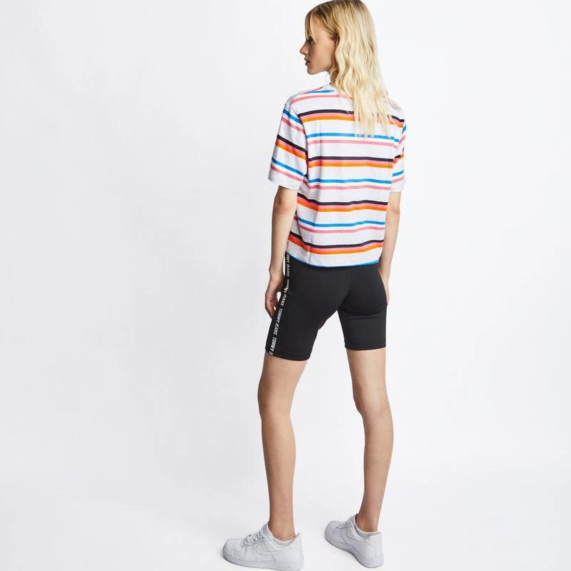 商品Tommy Hilfiger|Tommy Jeans Shortsleeve - Women T-Shirts,价格¥233,第3张图片详细描述