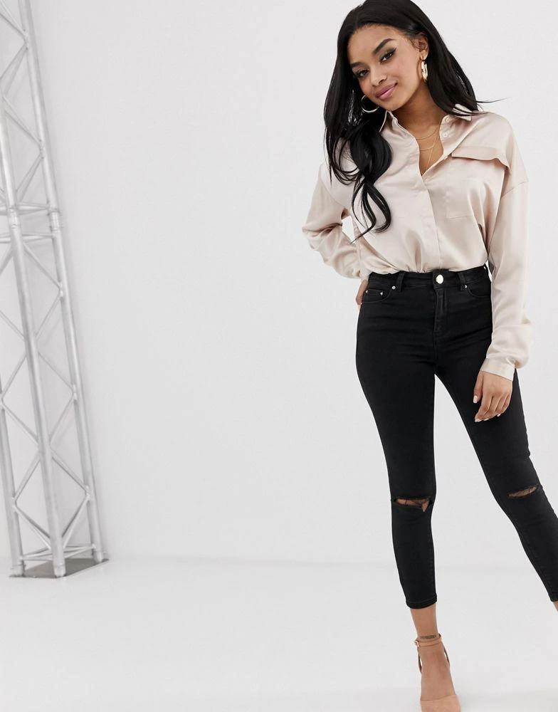 商品ASOS|ASOS DESIGN Petite Ridley high waisted skinny jeans in clean black with ripped knees,价格¥176,第4张图片详细描述