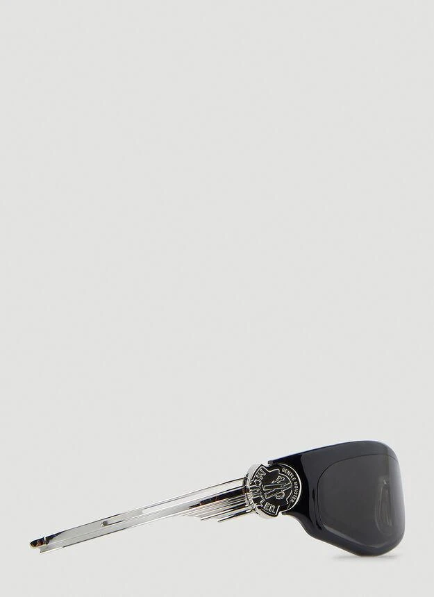 商品Moncler|Swipe 1 Oval Sunglasses in Black,价格¥2934,第3张图片详细描述