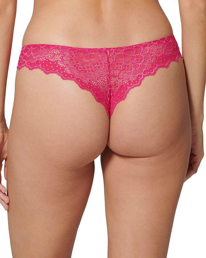 商品Simone Perele|Simone Pérèle Caresse Lace-Side Cheeky Tanga,价格¥372,第2张图片详细描述