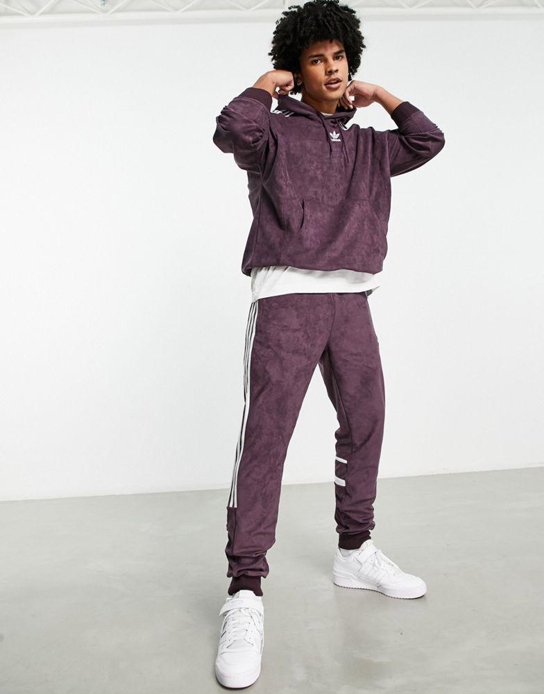 商品Adidas|adidas Originals Adicolor polyester blend three stripe joggers in maroon,价格¥605,第1张图片