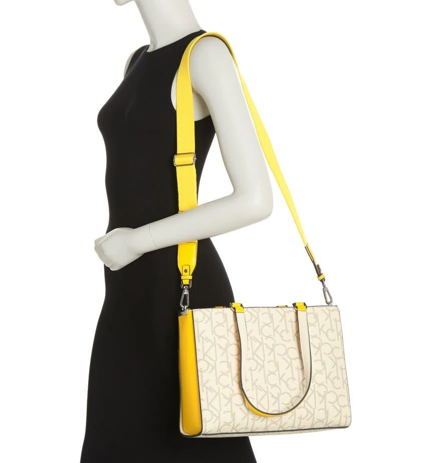 商品Calvin Klein|Maddi Signature Faux Leather Tote,价格¥417,第2张图片详细描述