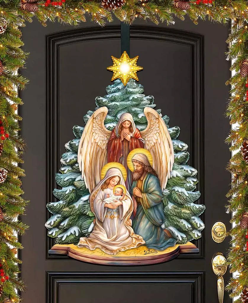 商品Designocracy|Holy Family Nativity Christmas Wooden Door Decor Wall Decor G. DeBrekht,价格¥1099,第1张图片