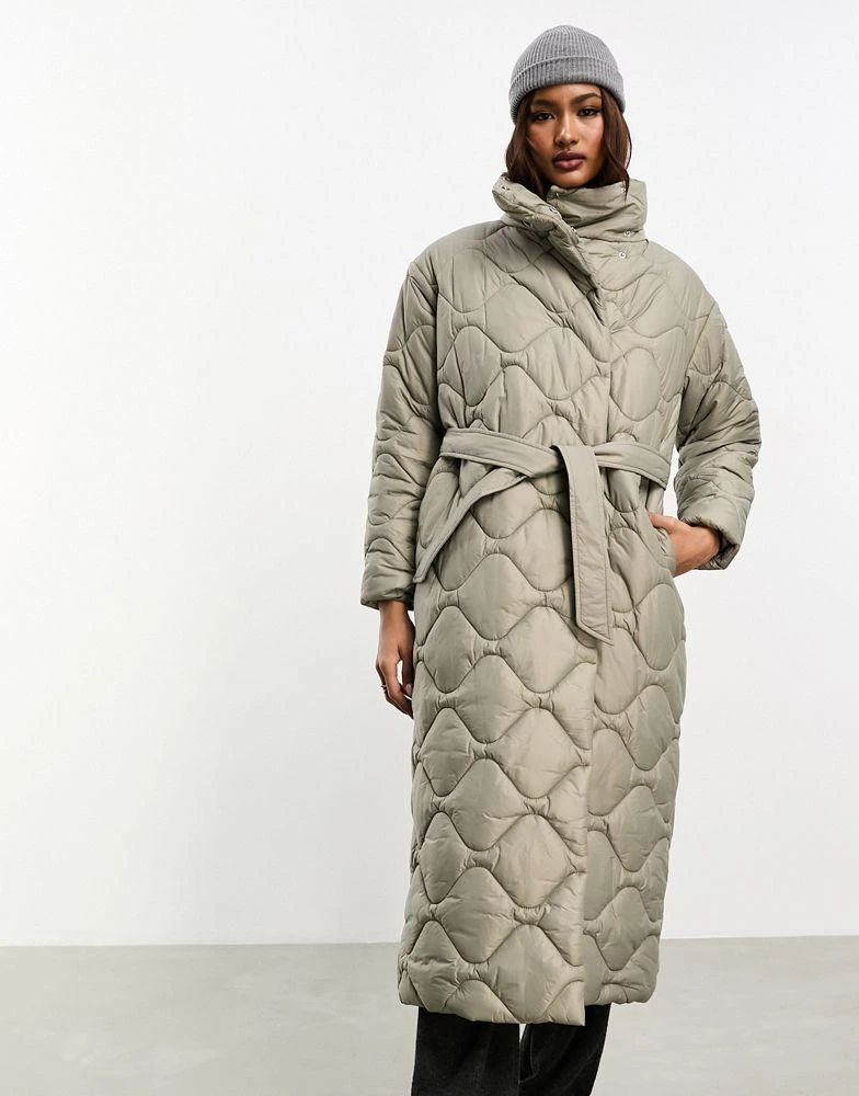 商品VERO MODA|Vero Moda quilted high neck maxi puffer coat in stone,价格¥389,第3张图片详细描述