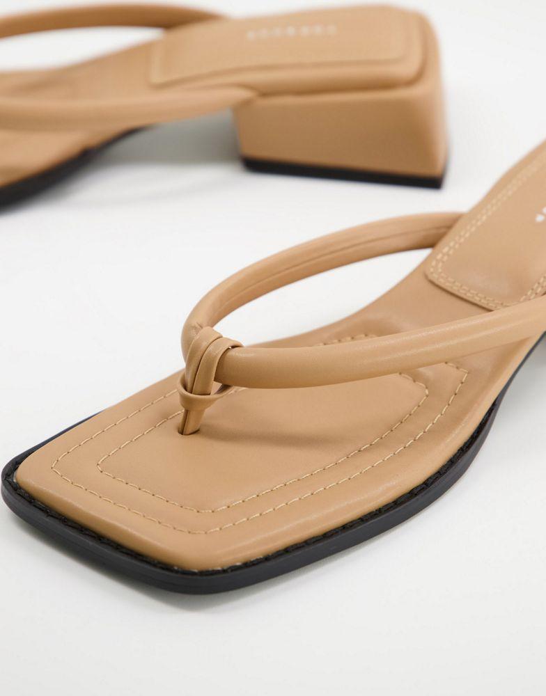 Topshop Pella toe post sandal in camel商品第4张图片规格展示