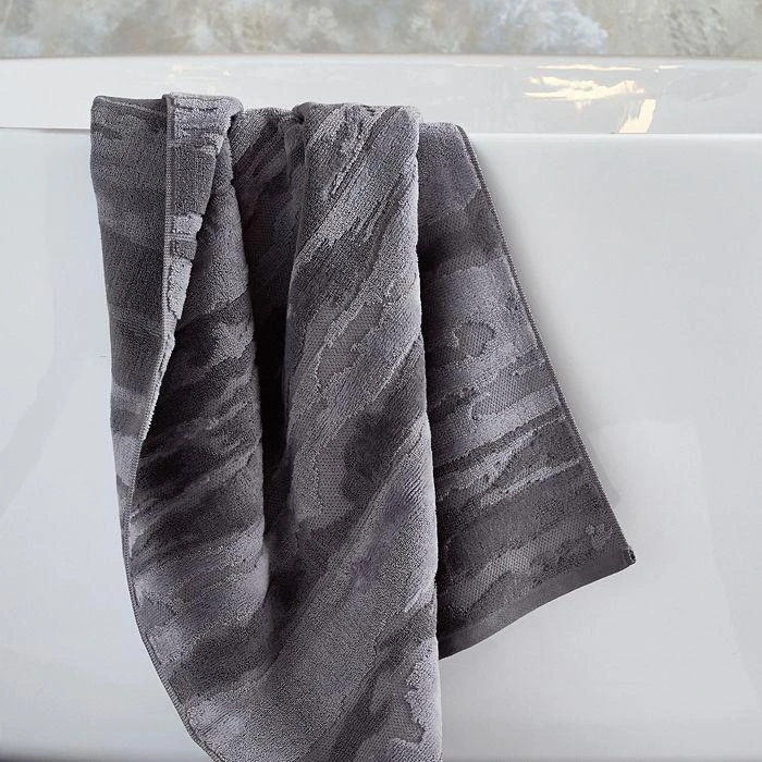 商品Michael Aram|After The Storm Bath Towel,价格¥225,第4张图片详细描述