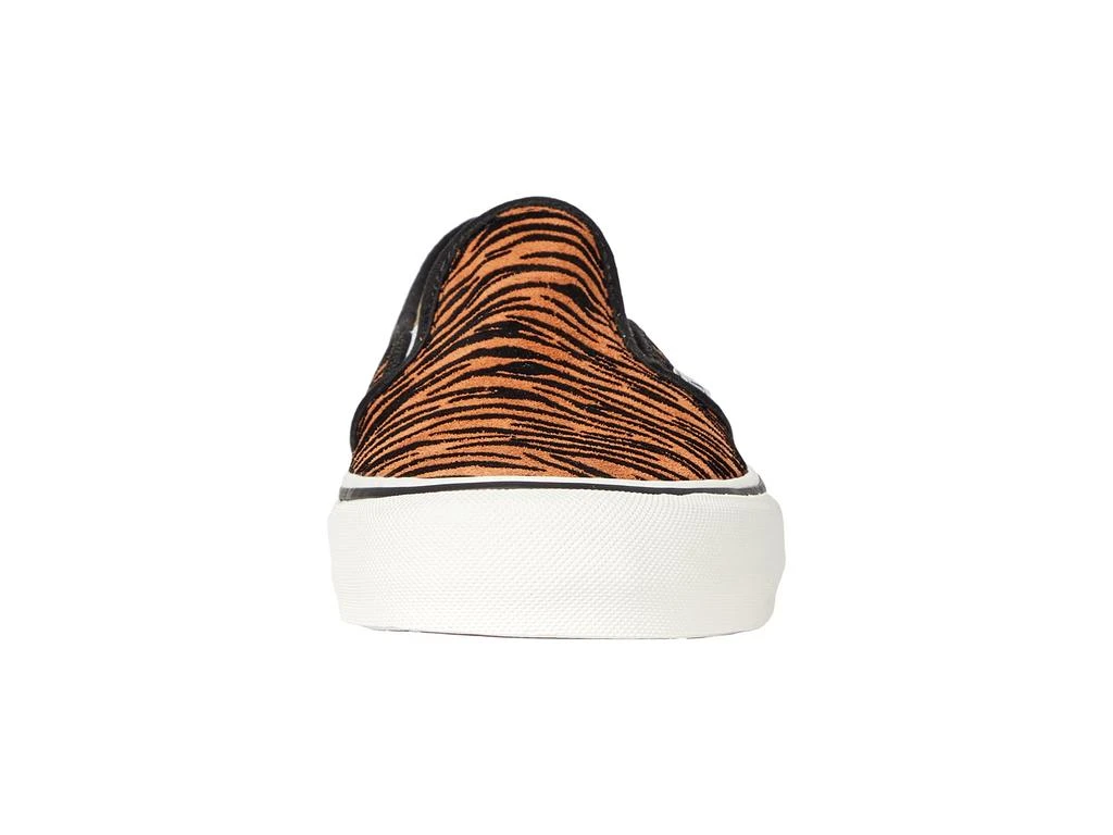 男女款 Vans Slip-On "Mini Leopard" 豹纹 一脚蹬 滑板鞋 商品