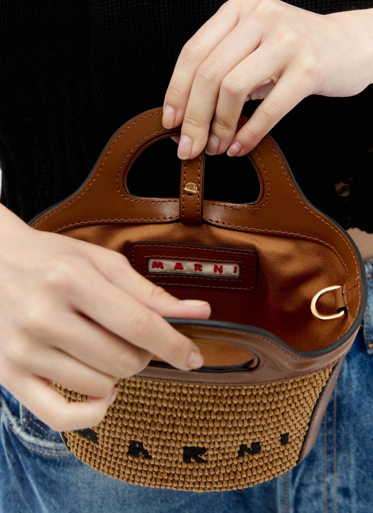@735です。　　MARNI　TROPICALIA MICRO Tropicalia Micro Bag in brown leather and raffia-effect