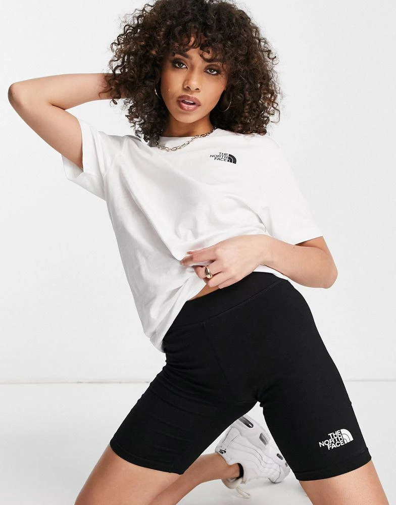 商品The North Face|The North Face Mountain Outline t-shirt in white Exclusive at ASOS,价格¥157,第3张图片详细描述