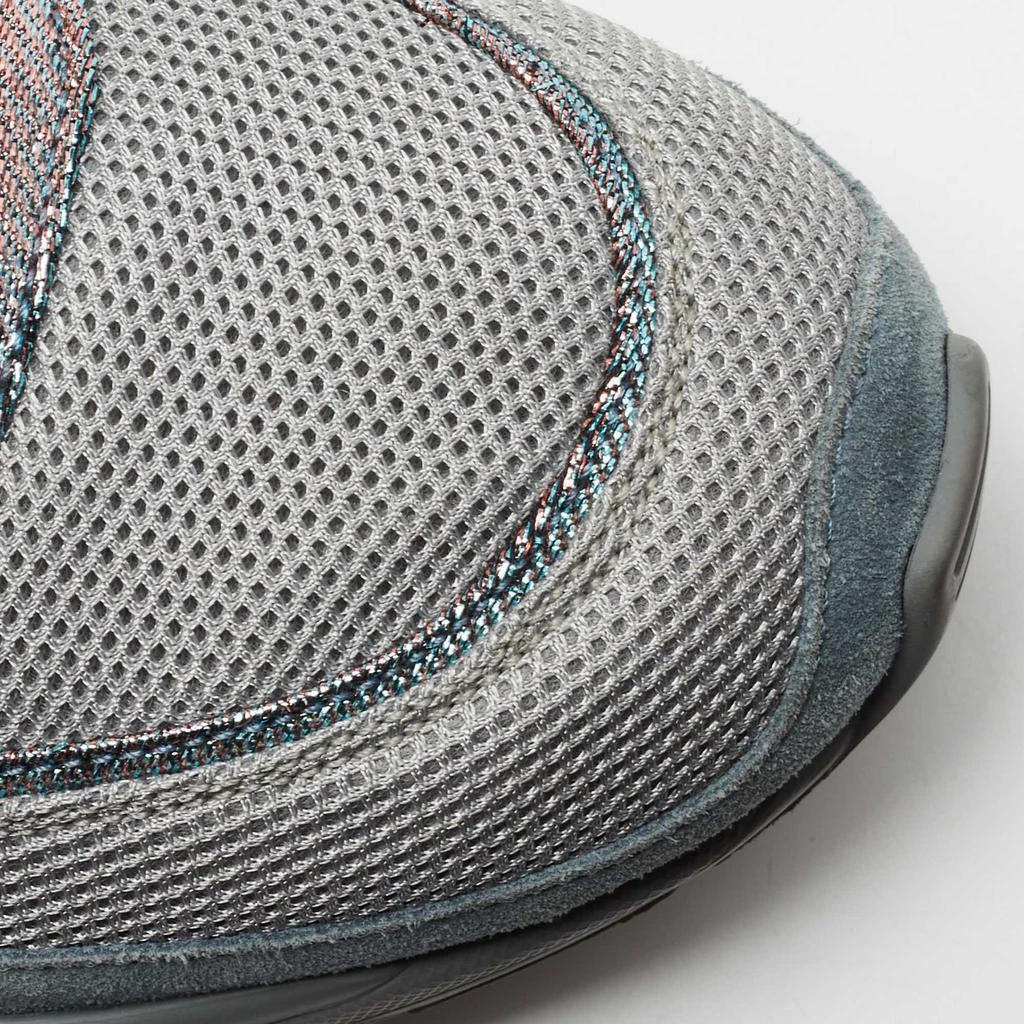 Chanel Grey/Two-Tone Mesh and Lurex Fabric CC Low Top Sneakers Size 40 商品