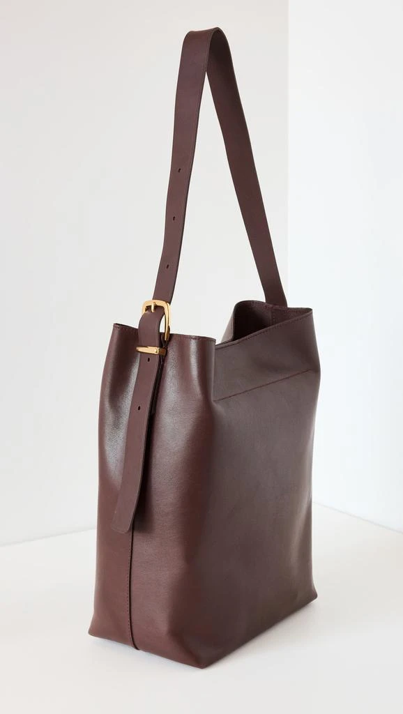 商品Madewell|The Essential Bucket Tote in Leather,价格¥1351,第4张图片详细描述