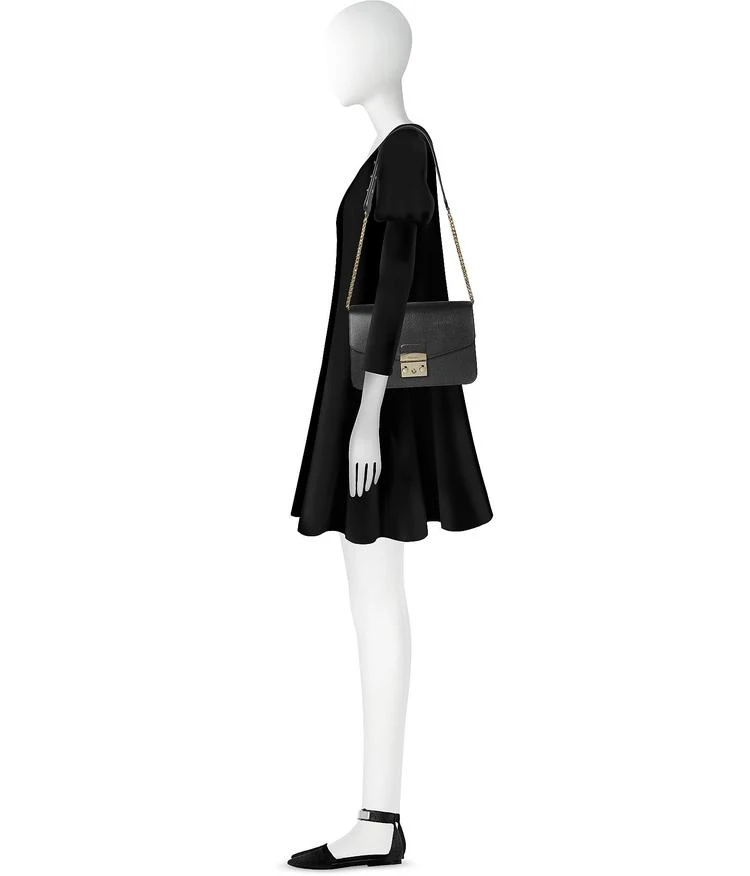 商品Furla|Onyx Metropolis 小号皮革单肩包,价格¥2991,第3张图片详细描述