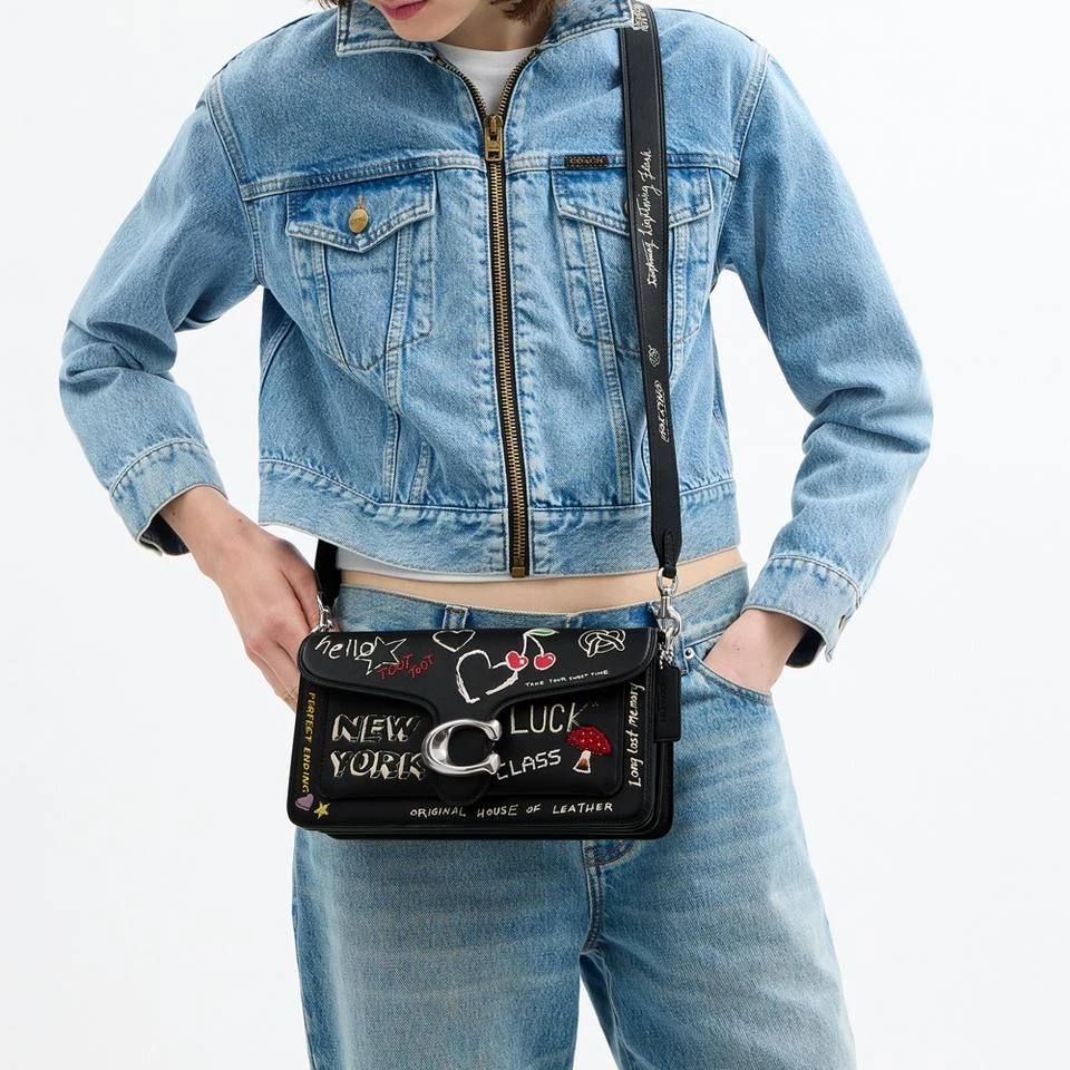 商品Coach|Coach Tabby 26 Sketch Print Leather Shoulder Bag,价格¥5715,第2张图片详细描述