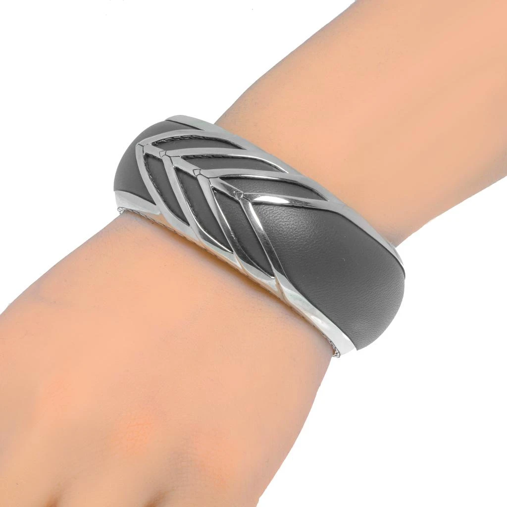 商品John Hardy|John Hardy Women's Leather and Sterling Silver Bracelet,价格¥4439,第2张图片详细描述