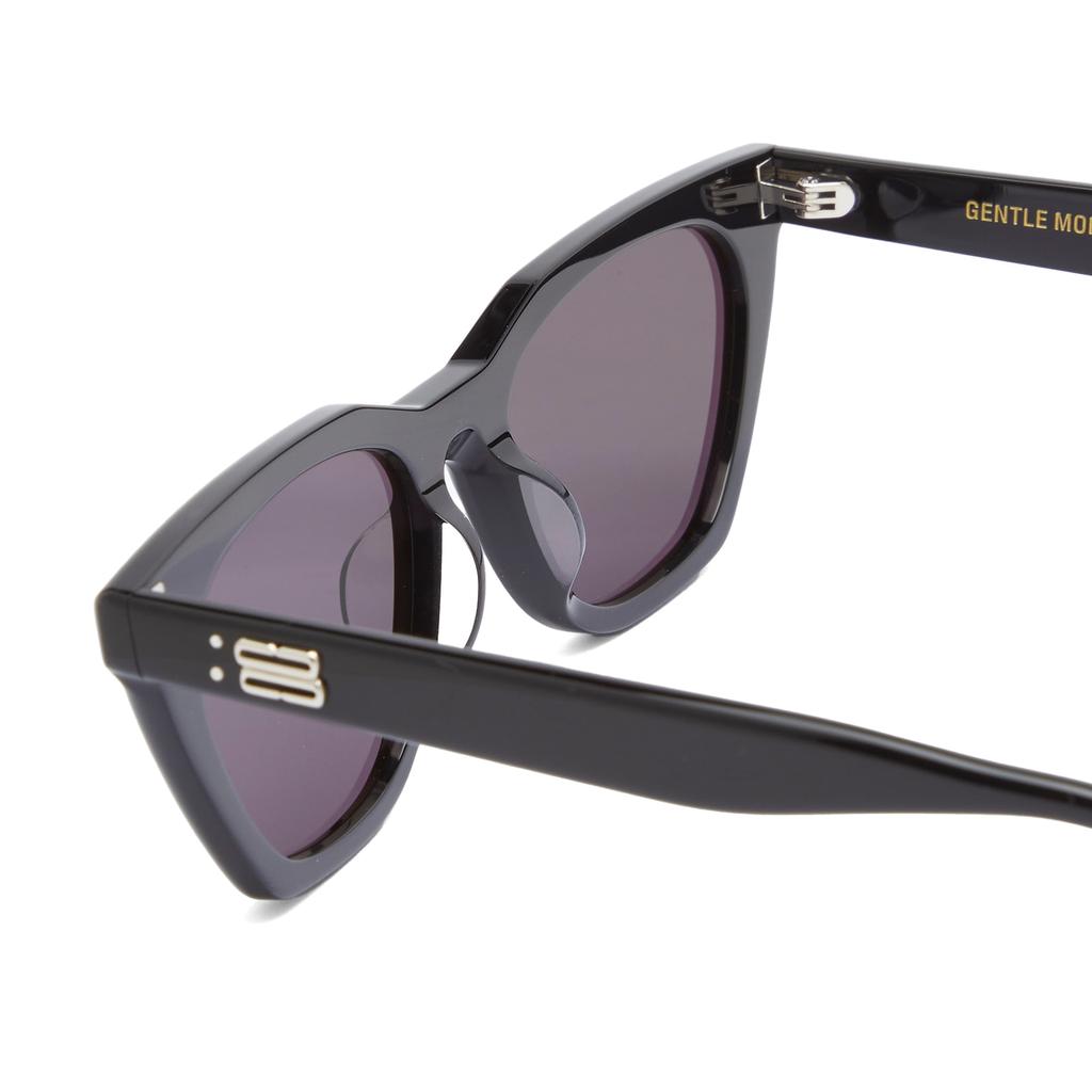 45f497ee-3226-345f-a259-