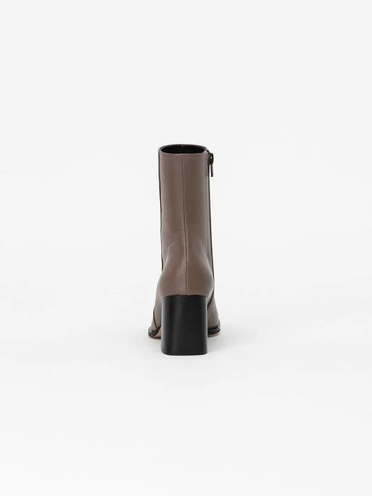 商品CHAUSSURE LAPIN|Sanita Boots in Cocoa Calf,价格¥3142,第3张图片详细描述