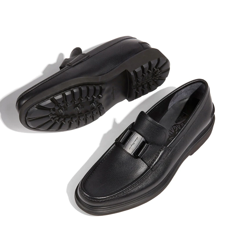 Salvatore Ferragamo 菲拉格慕 男士黑色VARA扣饰休闲乐福鞋 02-9390-673838 商品