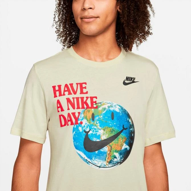 商品NIKE|Men's Nike Sportswear Essentials T-Shirt,价格¥149,第3张图片详细描述