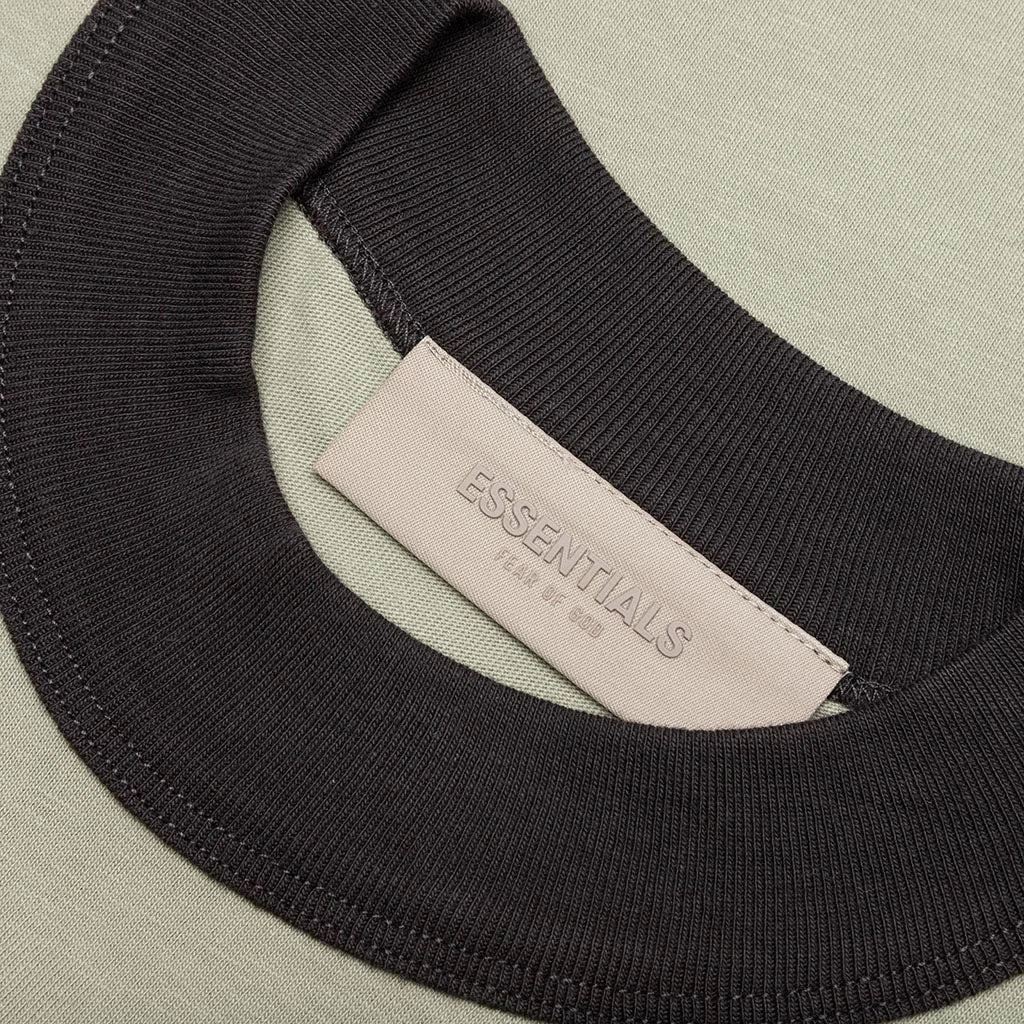 商品Essentials|Fear of God Essentials Kid's Ringer Tee - Seafoam,价格¥191,第4张图片详细描述