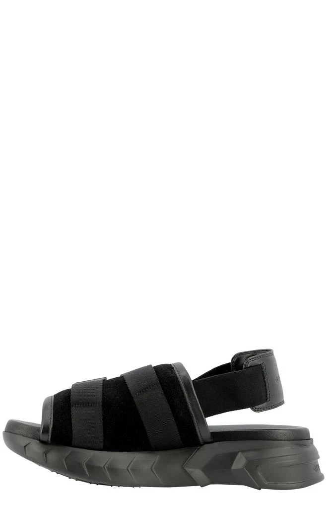 商品Givenchy|Givenchy 4G Marshmallow Sandals,价格¥4378,第2张图片详细描述